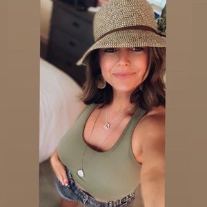 Meet your Posher, Lori